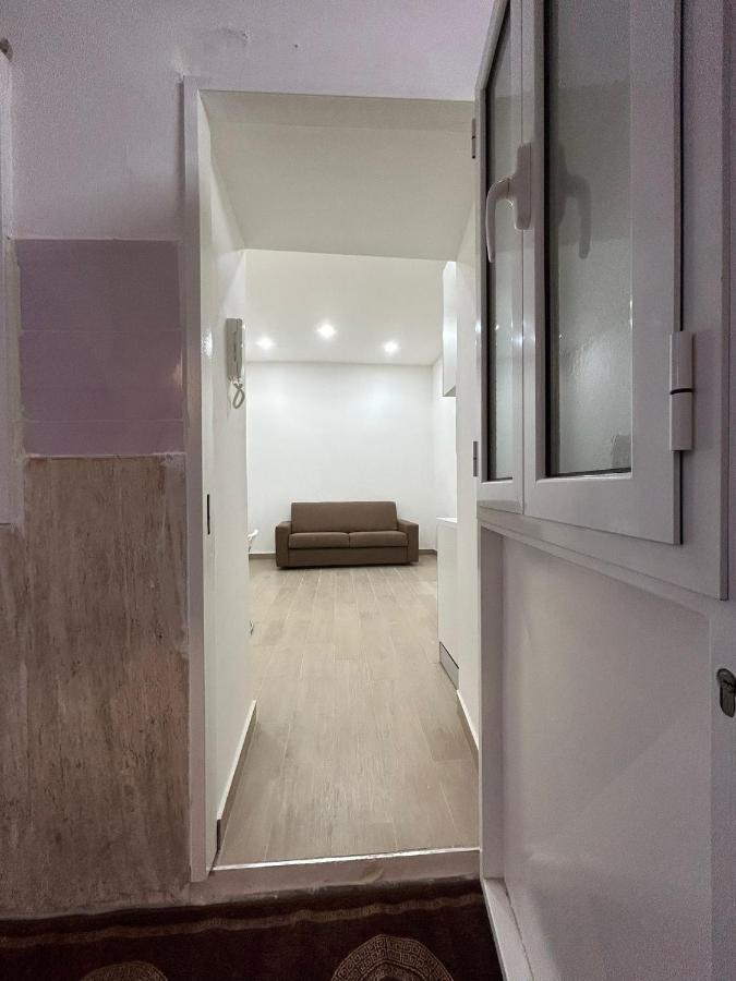 Apartamento House Vicolo Longo 35 Nápoles Exterior foto